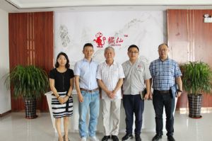 攻堅(jiān)水性木器漆樹(shù)脂難題，中涂協(xié)秘書(shū)長(zhǎng)點(diǎn)贊花果山